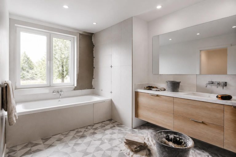 découvrez des conseils pratiques et des étapes clés pour rénover votre salle de bain avec succès. transformez votre espace en un lieu moderne et fonctionnel.